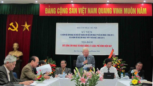 Bài 1: Mổ xẻ bài 'mổ xẻ' của nhạc sĩ Nguyễn Ánh 9